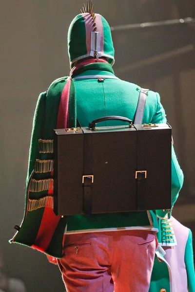 Look 105